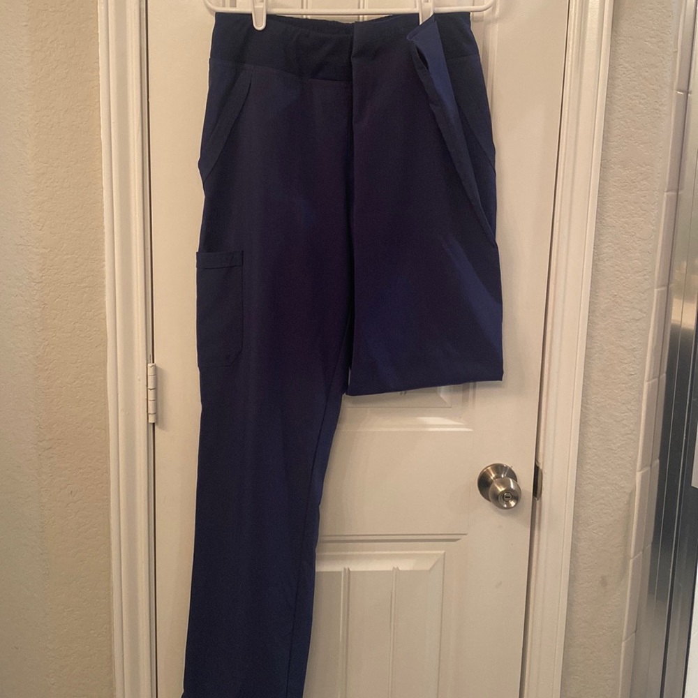 Scrub pants